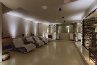 Cumeja Beach Club & Hotel